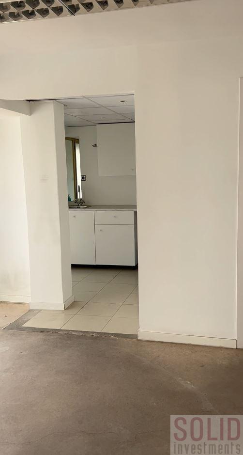 For rent of office in Valencia