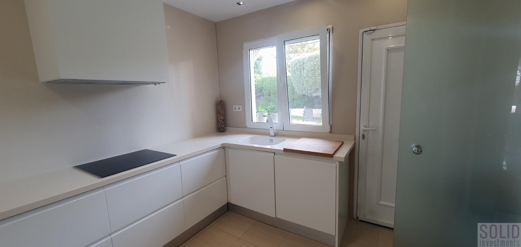 For rent of villa in Valencia