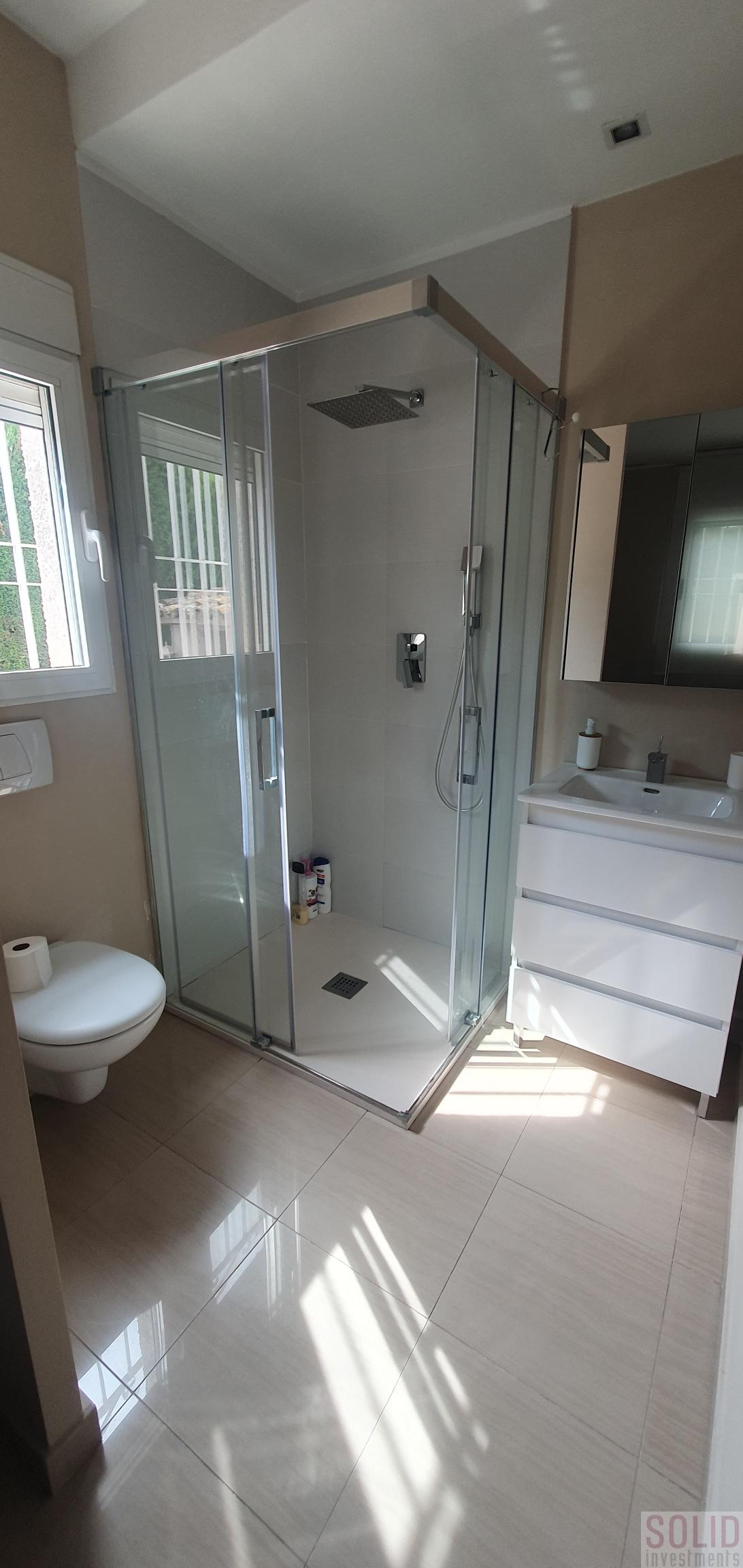 For rent of villa in Valencia