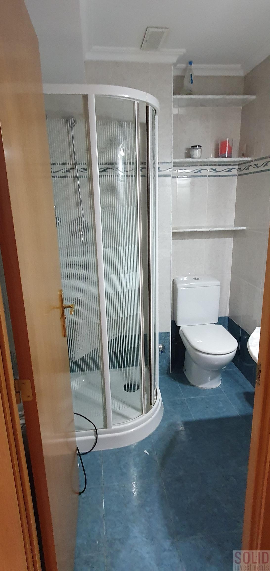 For sale of flat in Valencia
