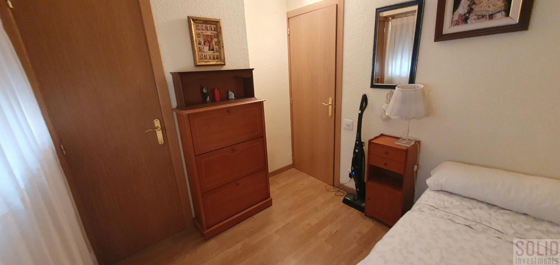 For sale of flat in Valencia