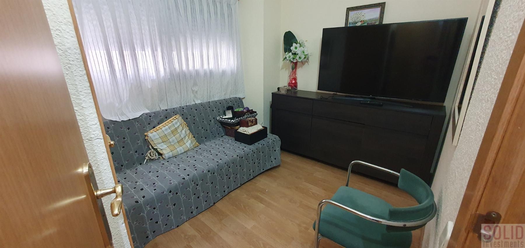 For sale of flat in Valencia