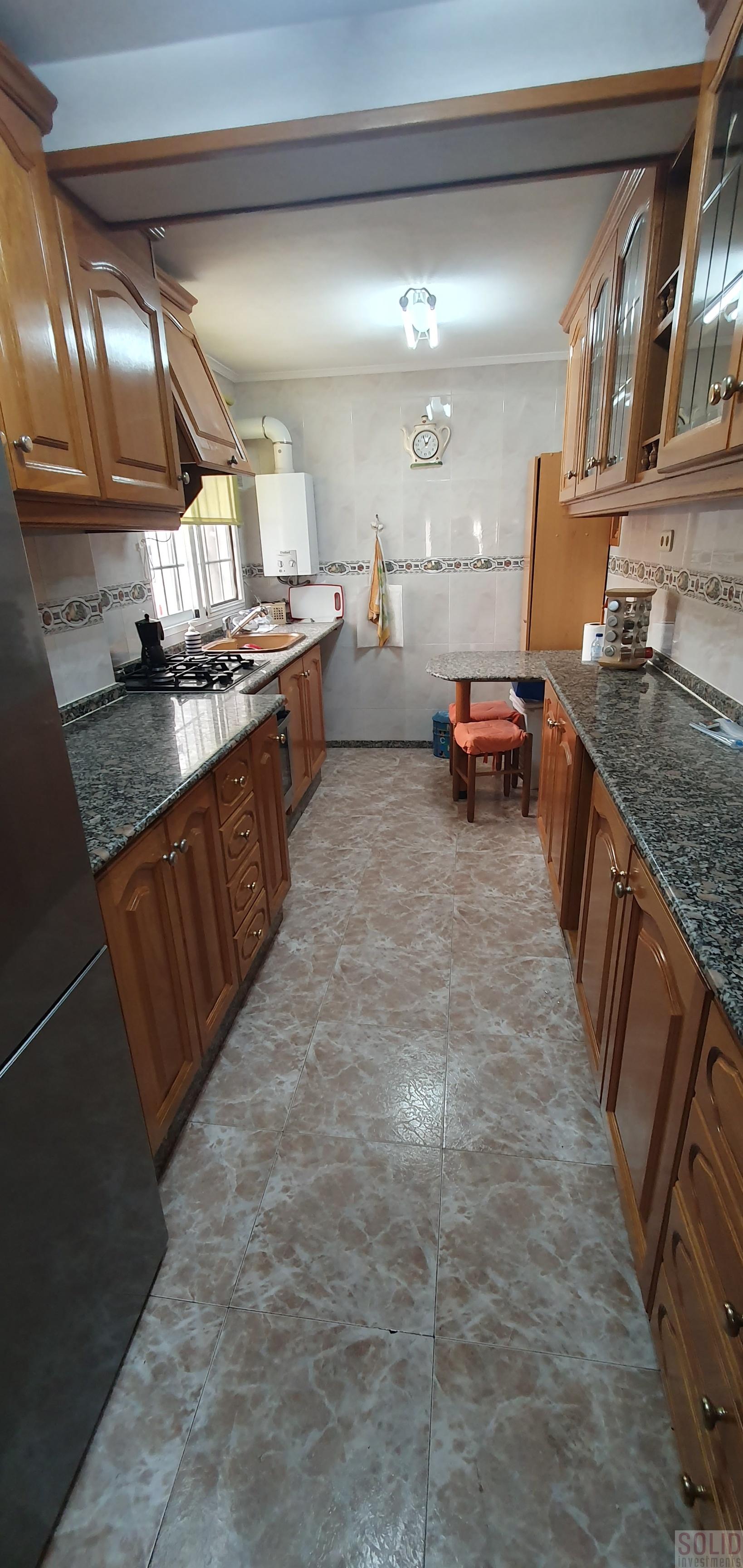 For sale of flat in Valencia