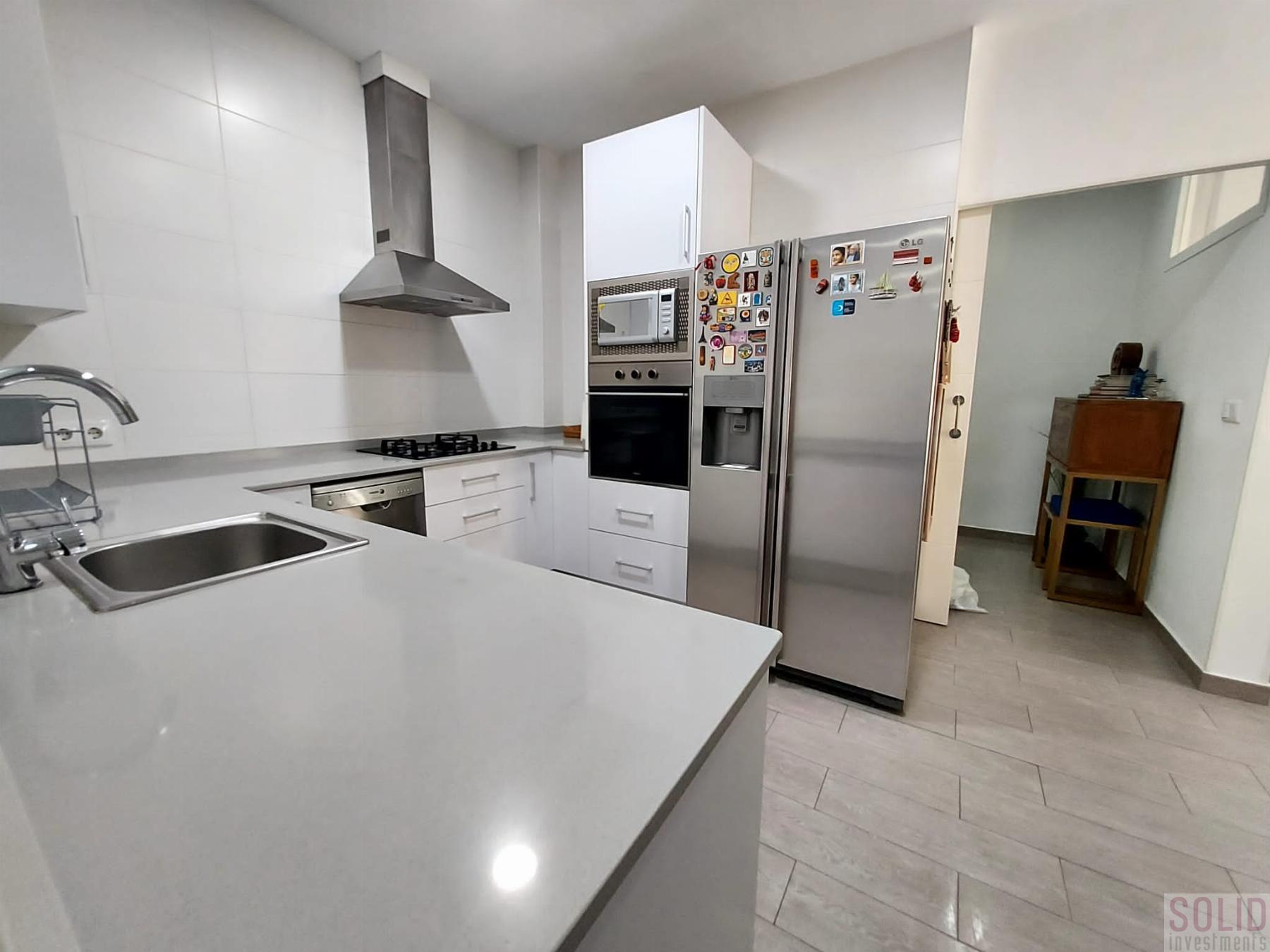 For sale of flat in Valencia