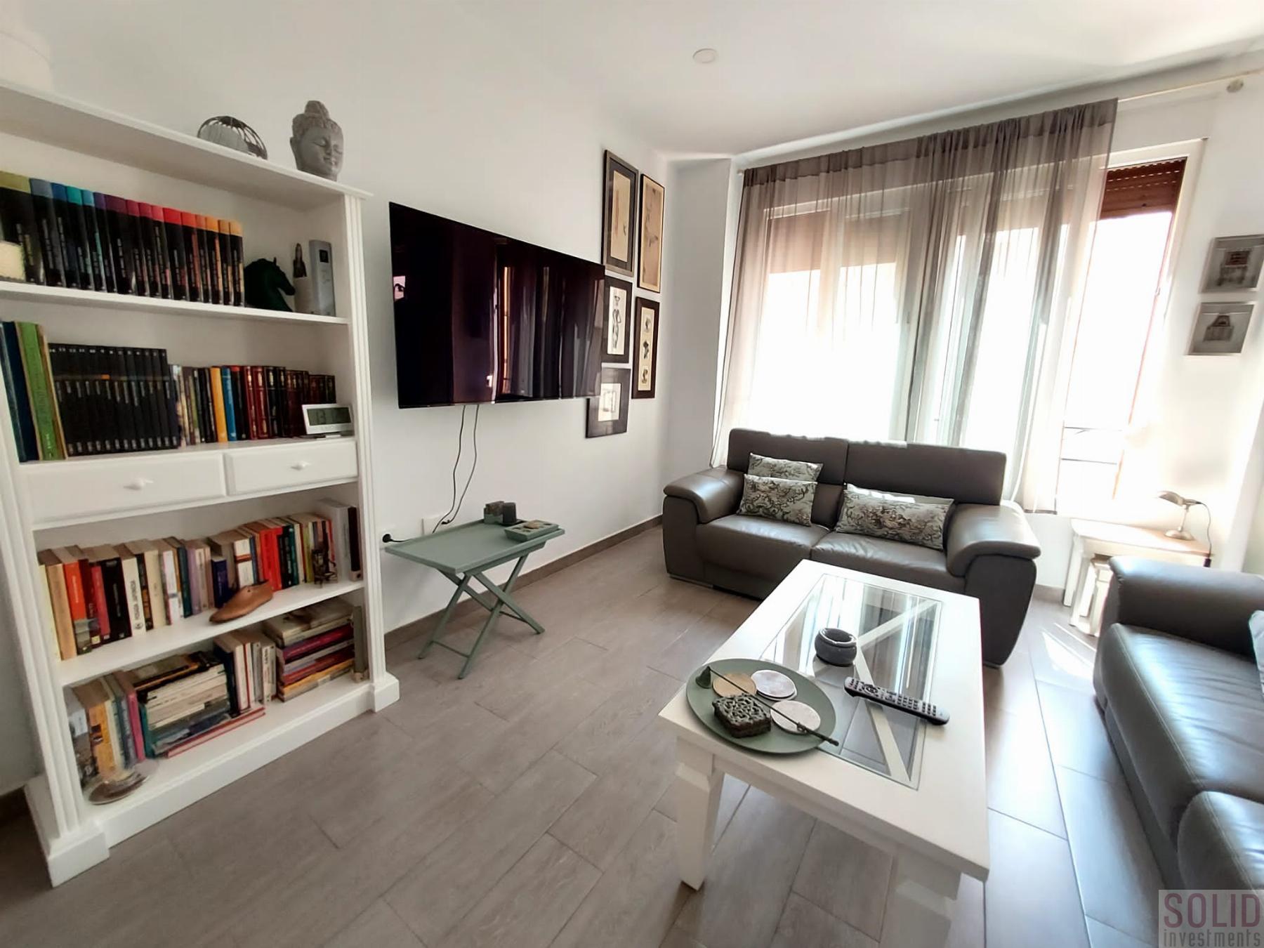 For sale of flat in Valencia