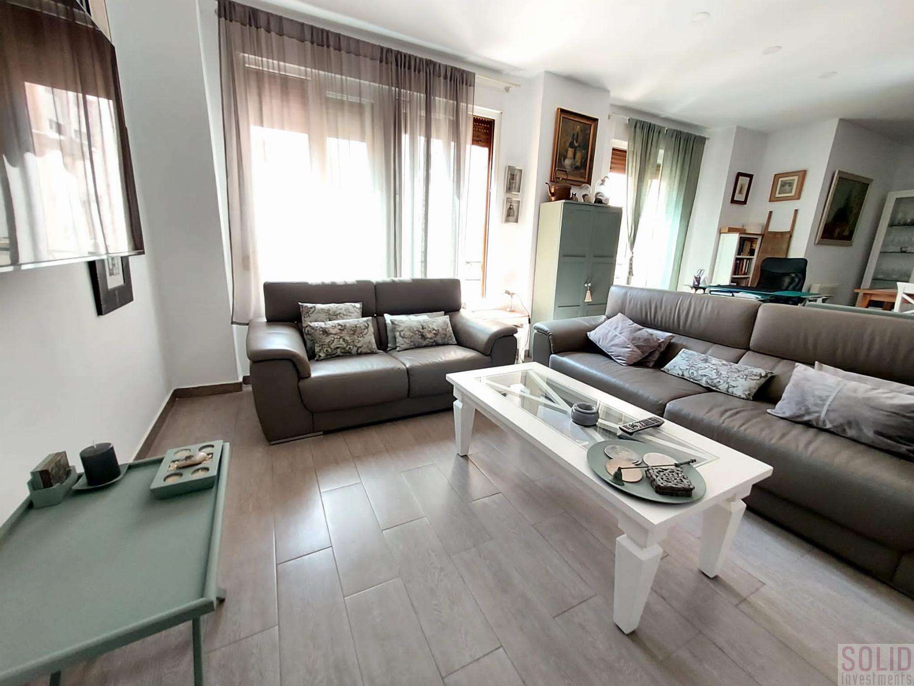 For sale of flat in Valencia