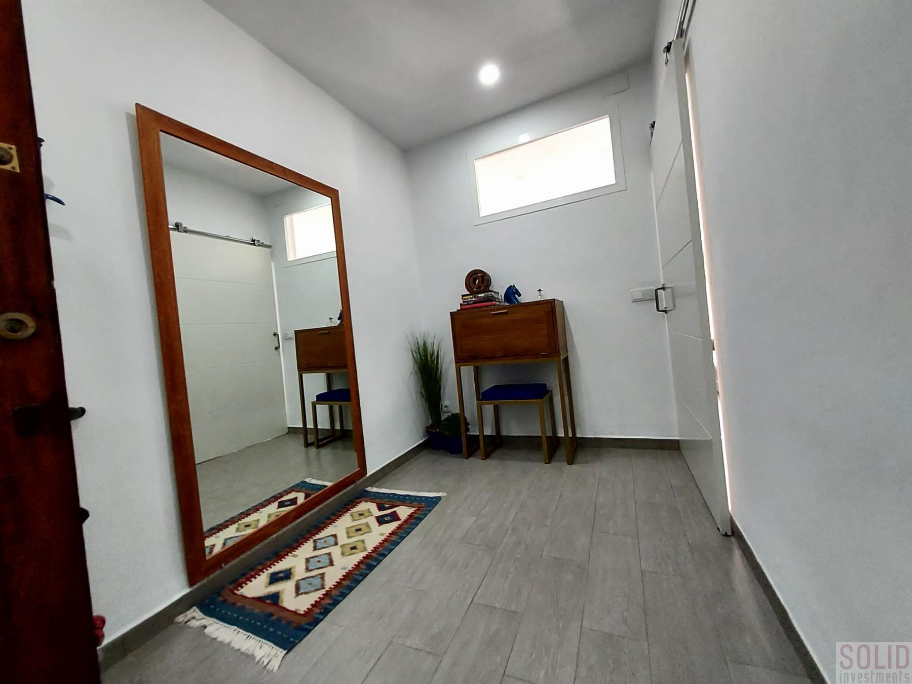 For sale of flat in Valencia