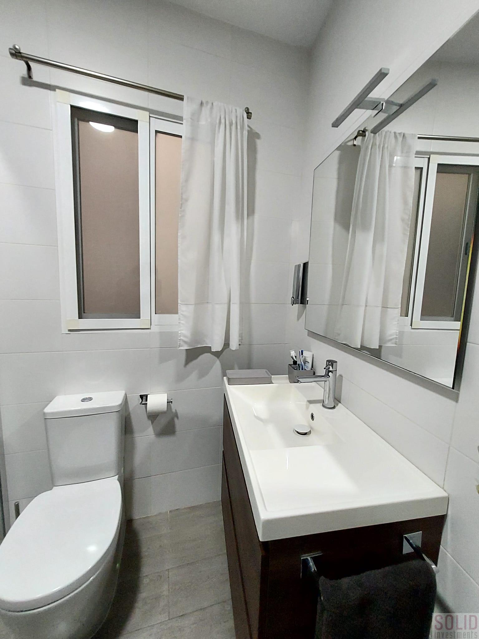 For sale of flat in Valencia