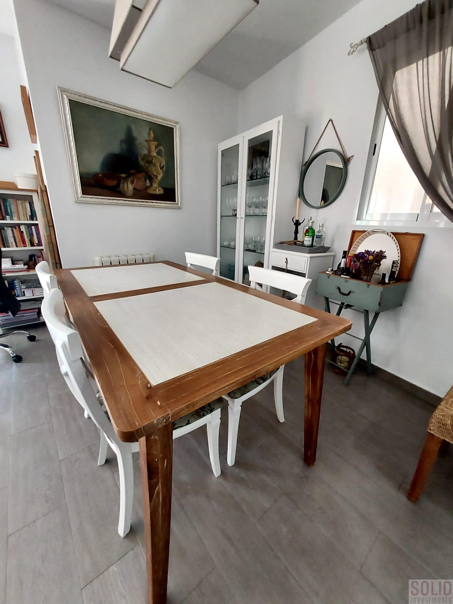 For sale of flat in Valencia