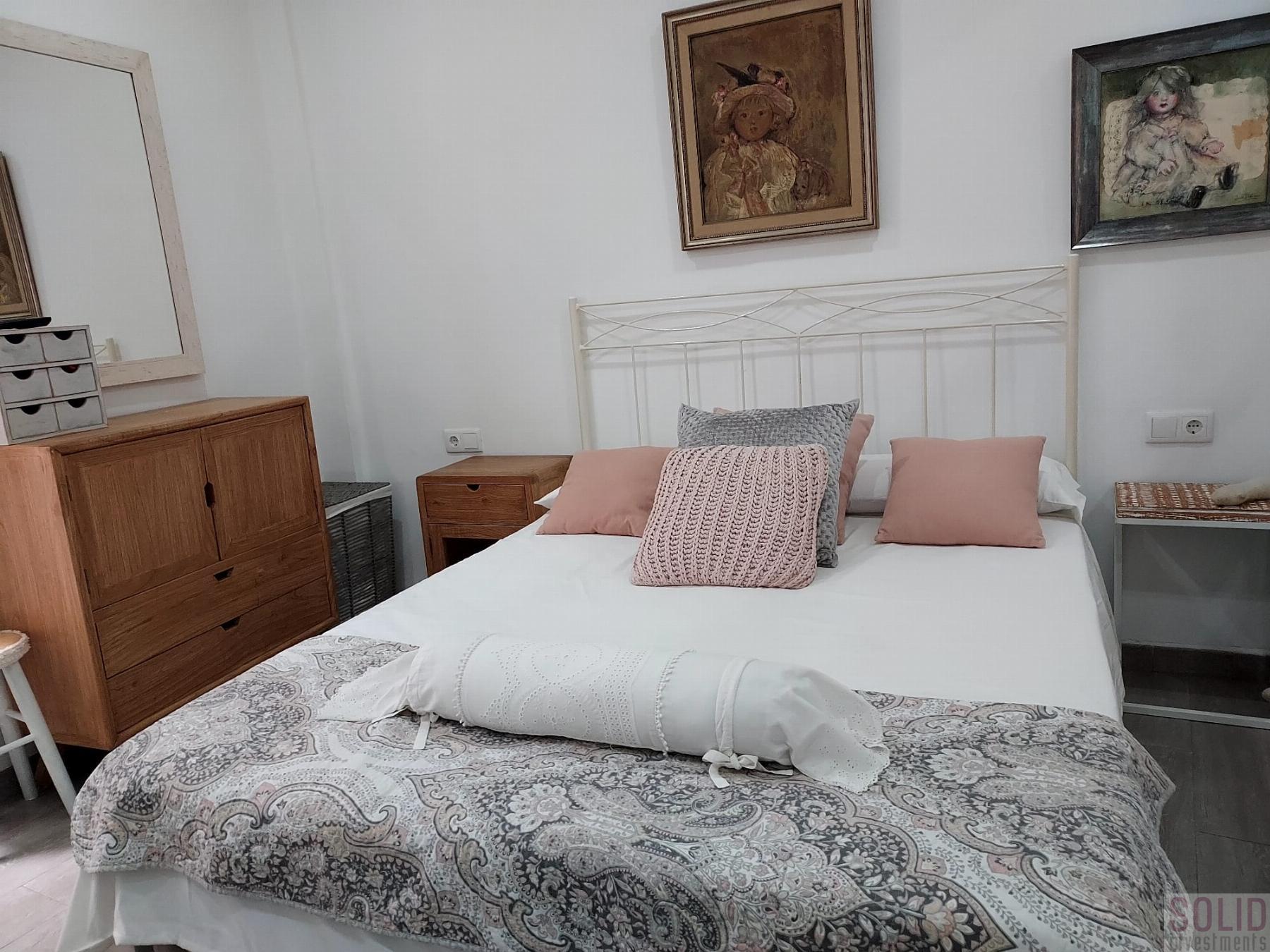 For sale of flat in Valencia