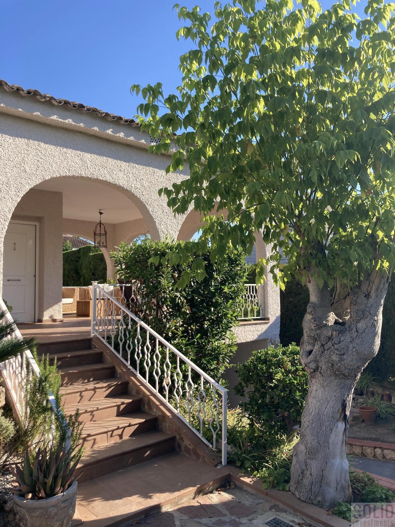 For sale of villa in L´Eliana