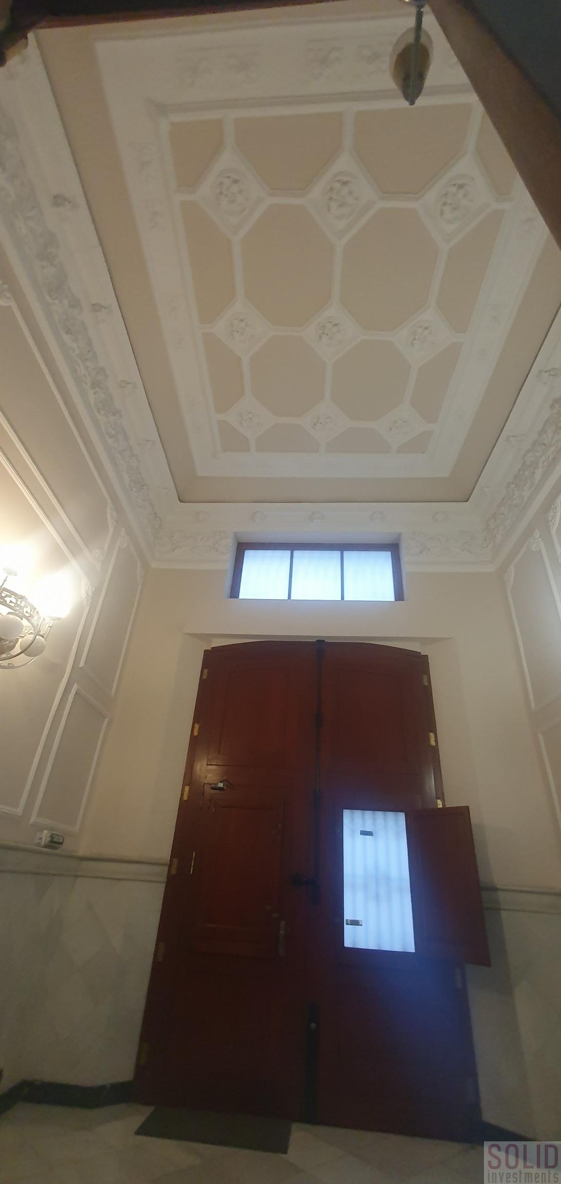For sale of flat in Valencia