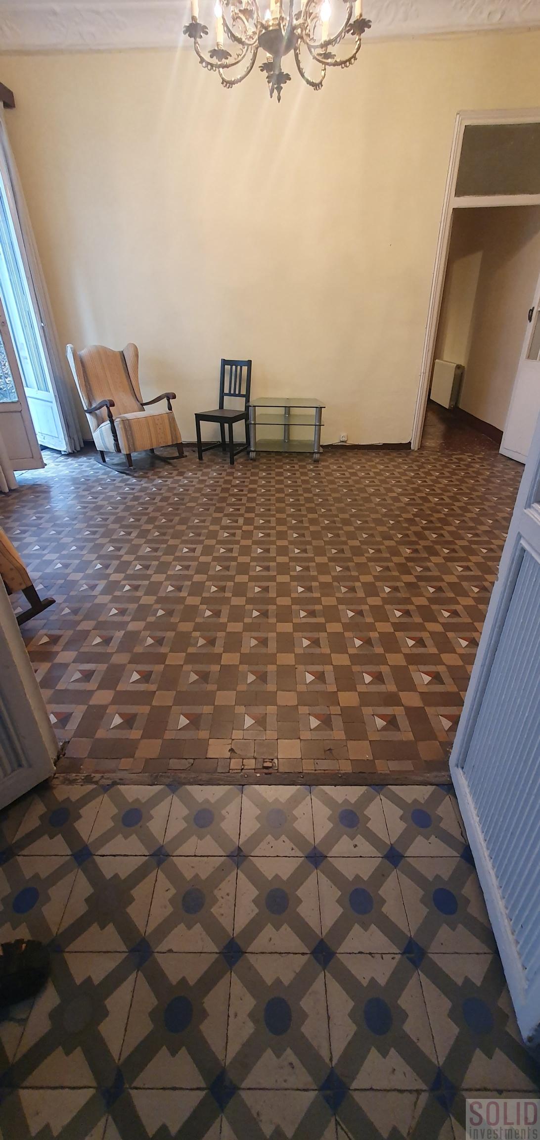 For sale of flat in Valencia