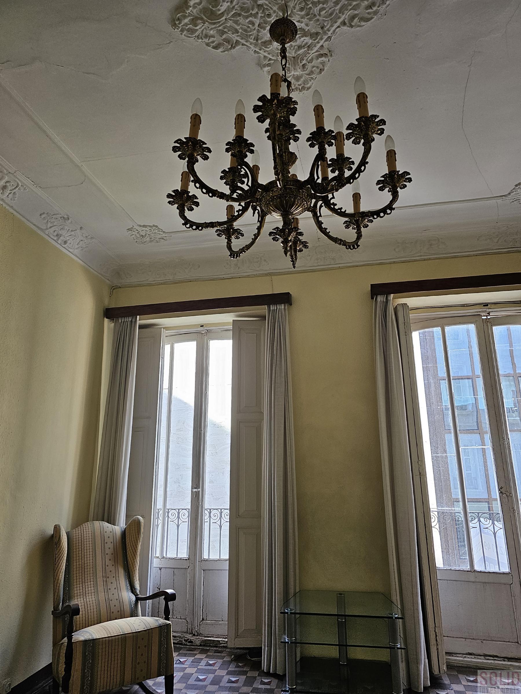 For sale of flat in Valencia