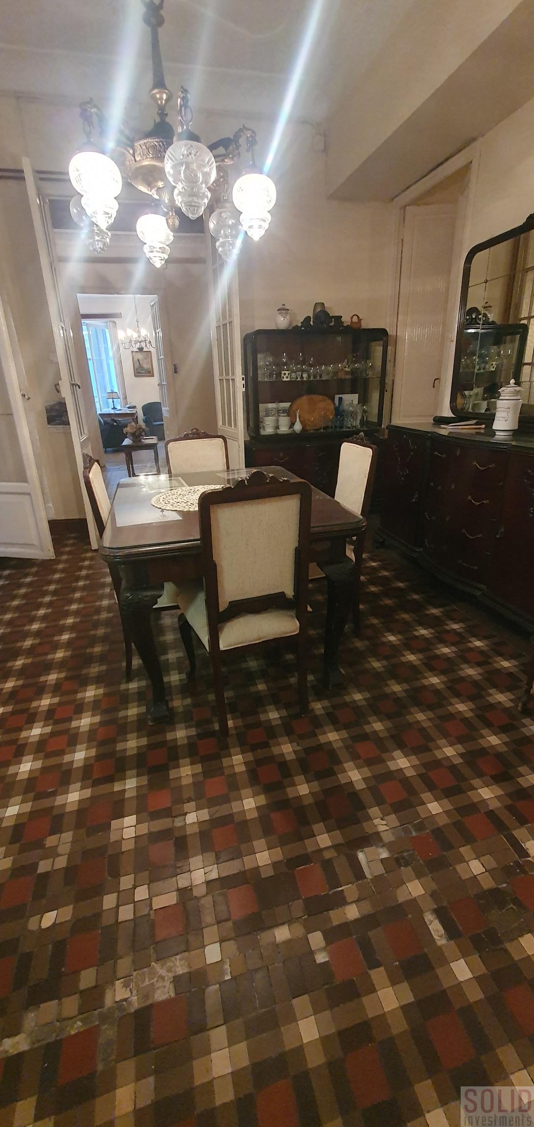 For sale of flat in Valencia