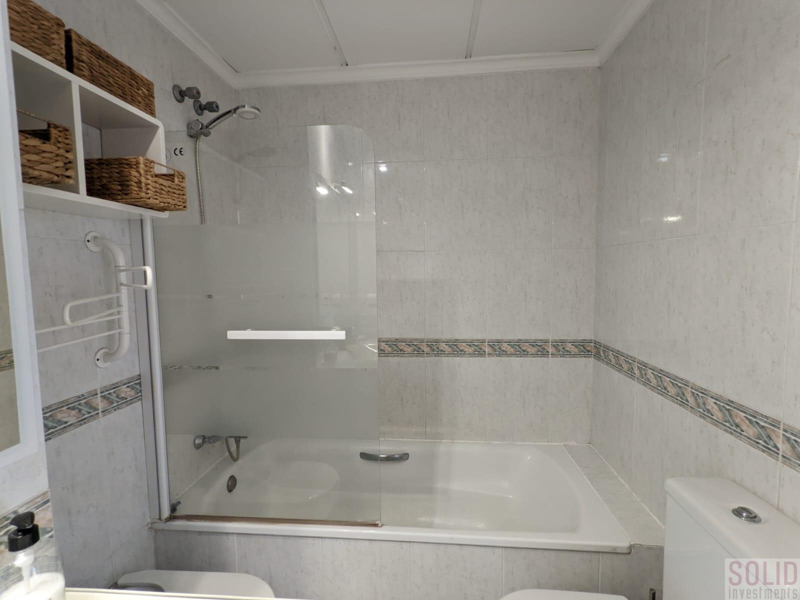 For sale of flat in Valencia