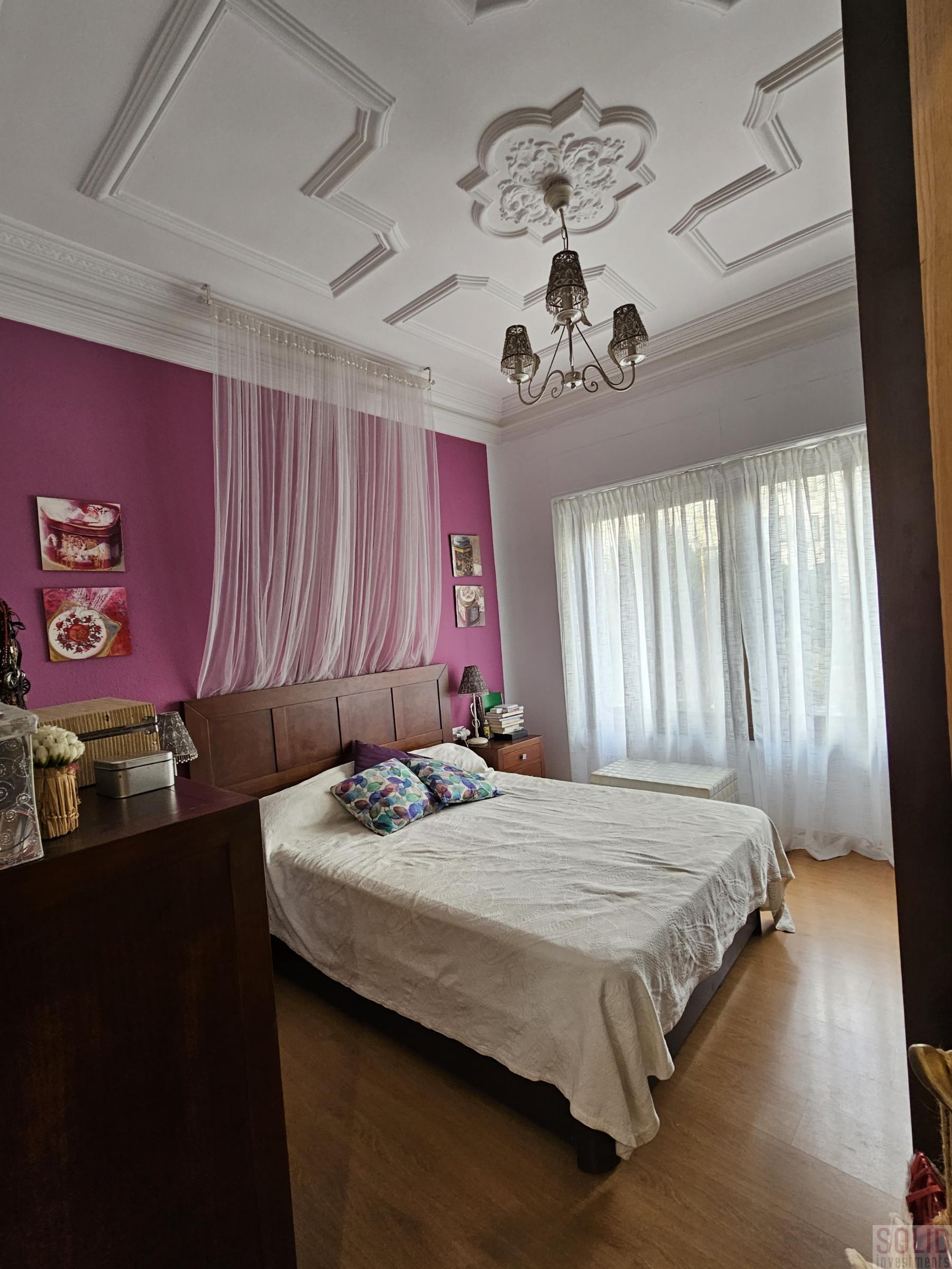 For sale of flat in Valencia