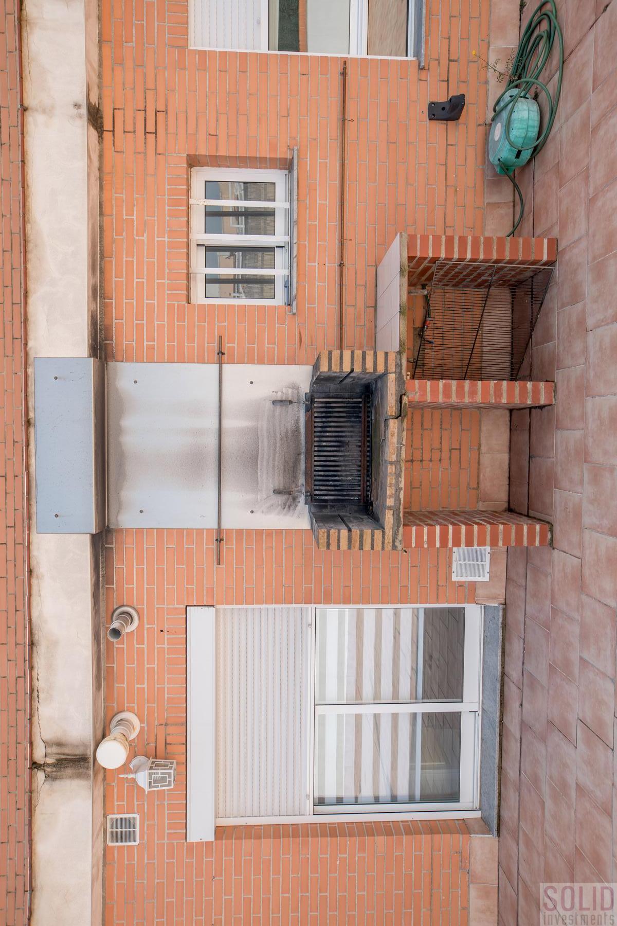 For sale of penthouse in Valencia