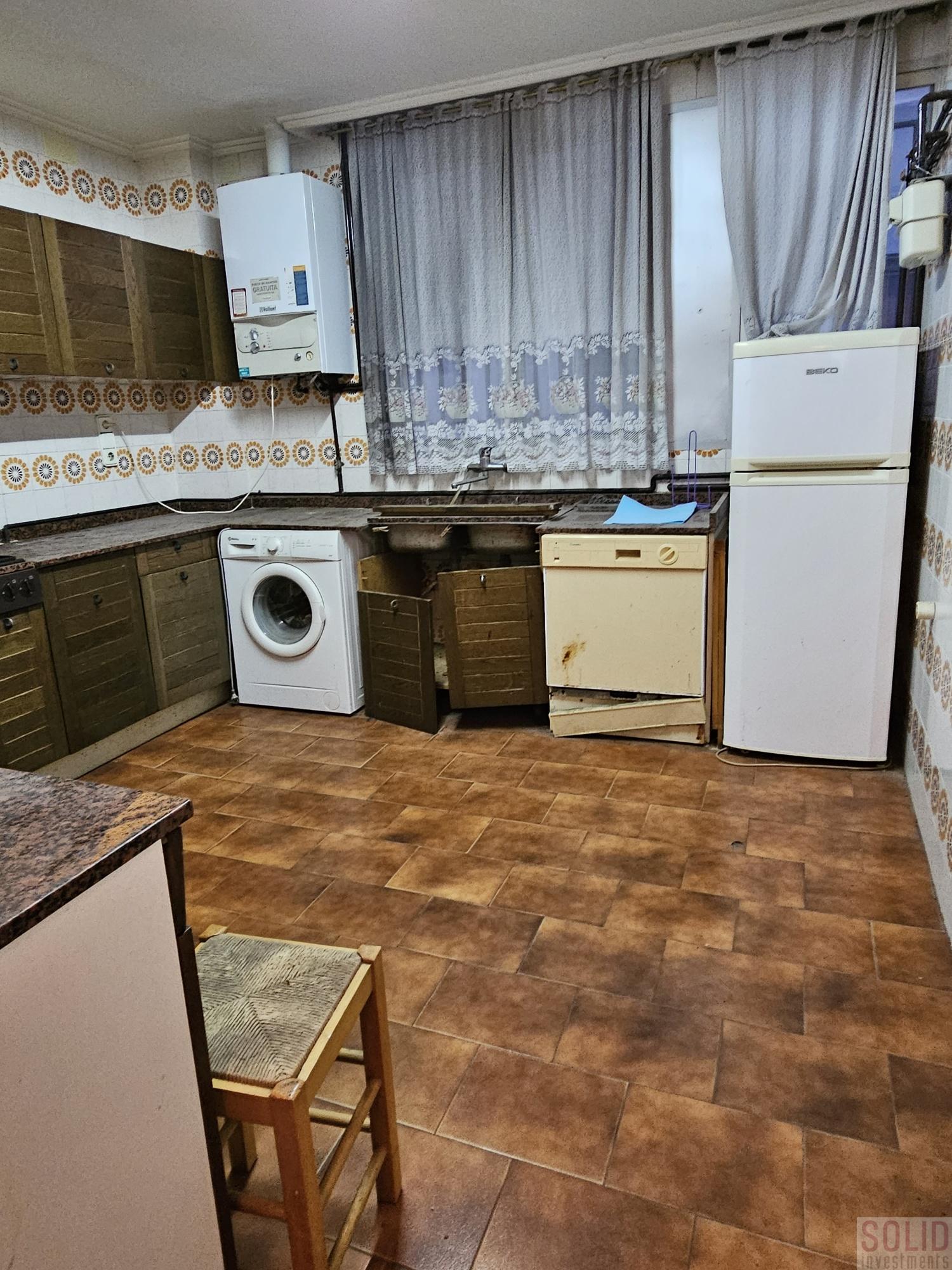 For sale of flat in Valencia