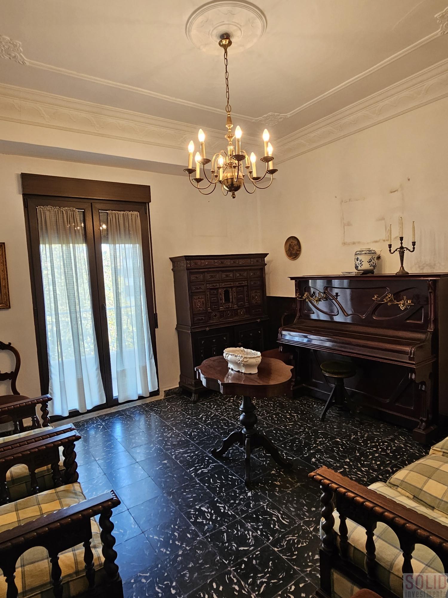 For sale of flat in Valencia