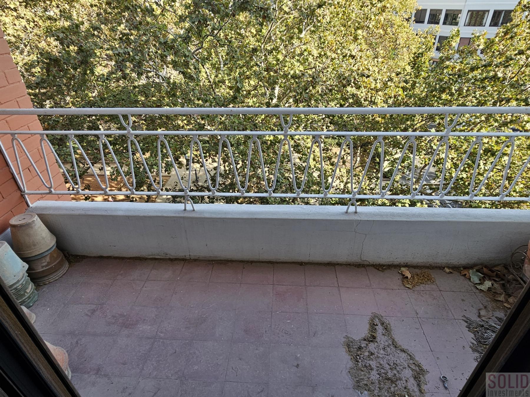 For sale of flat in Valencia