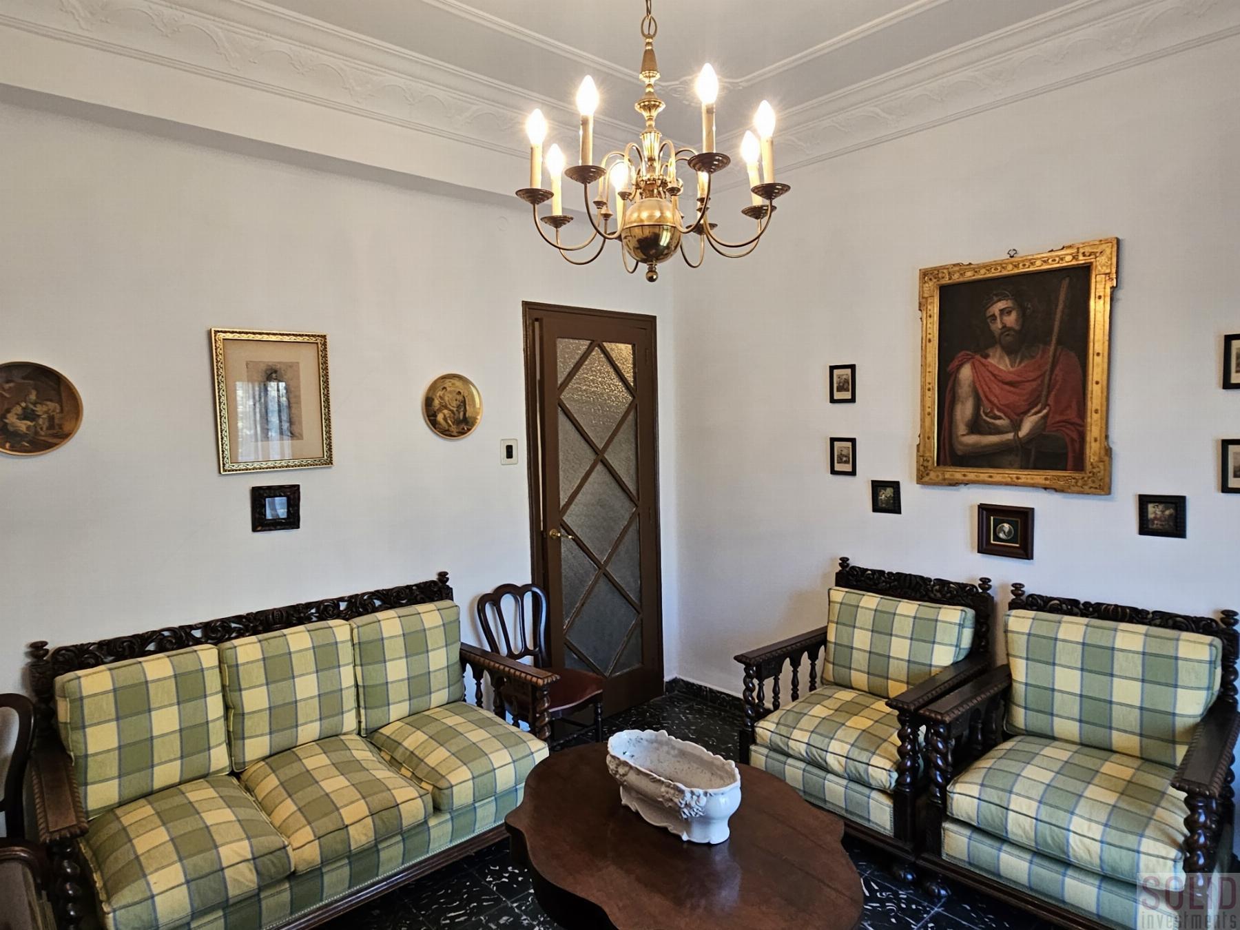 For sale of flat in Valencia
