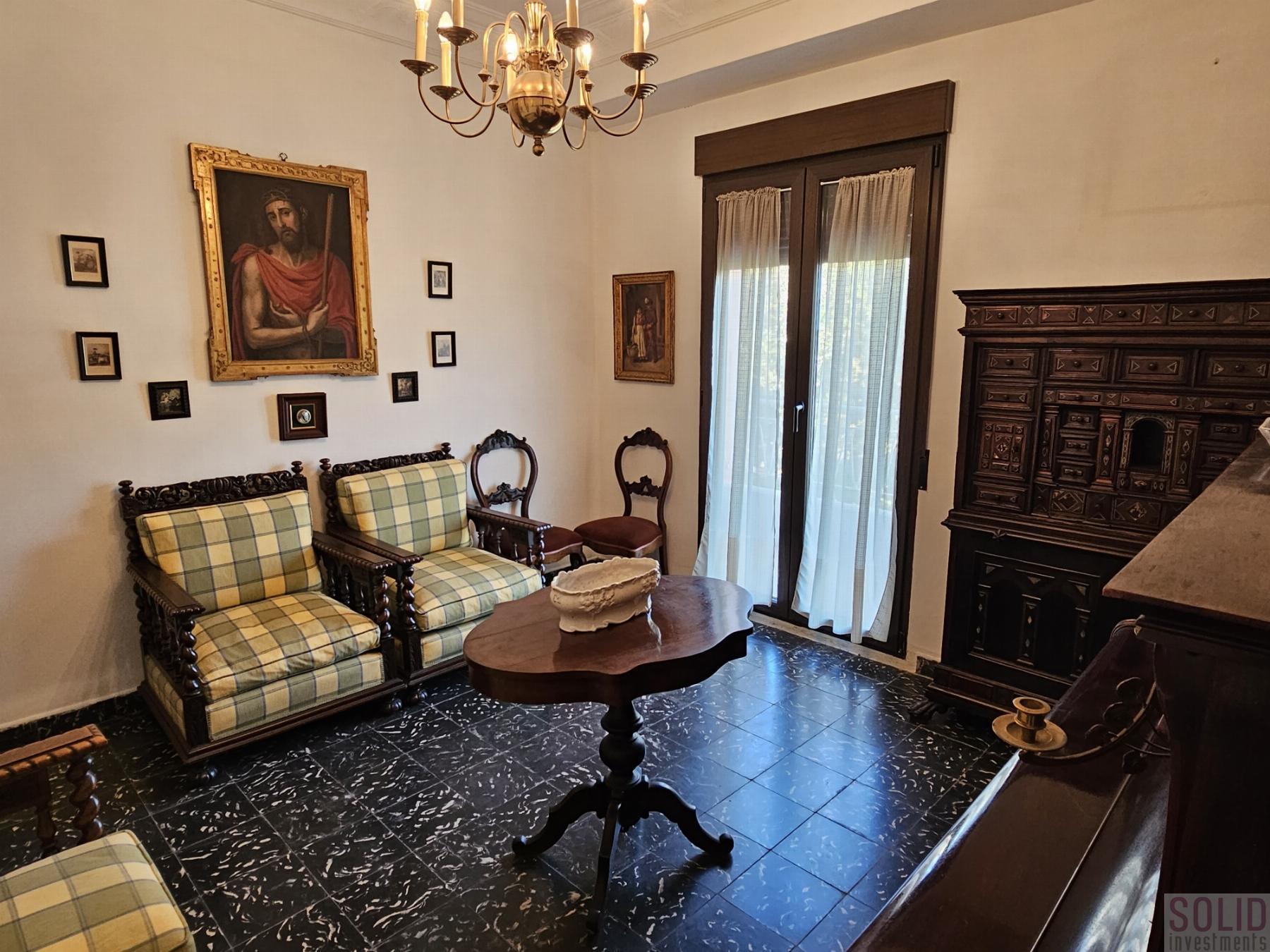 For sale of flat in Valencia