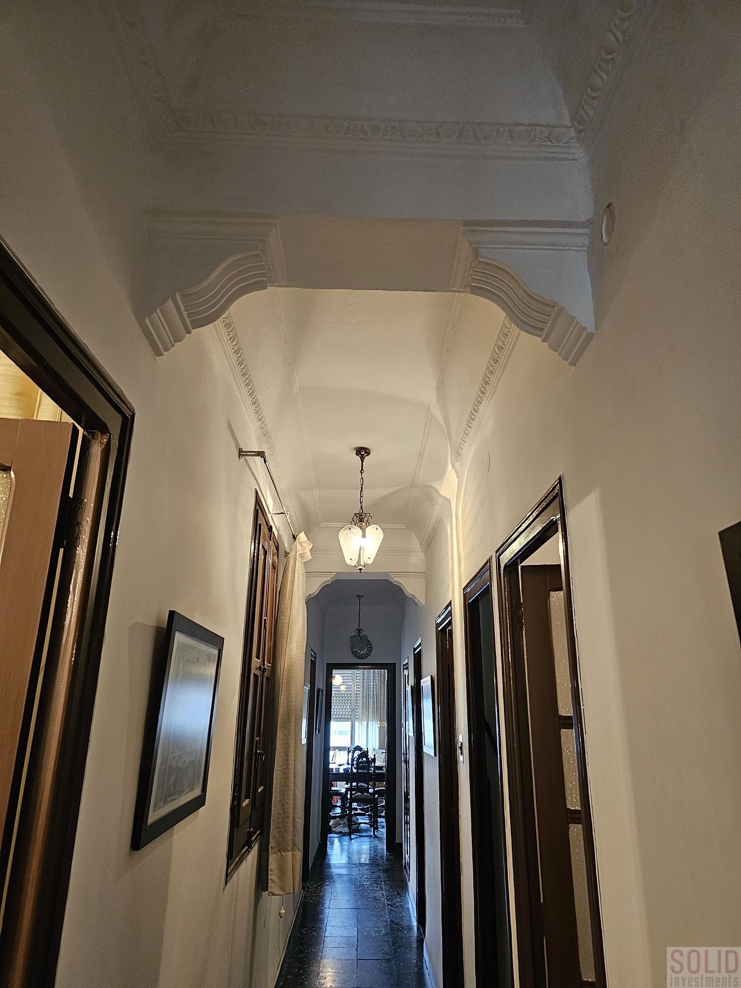 For sale of flat in Valencia