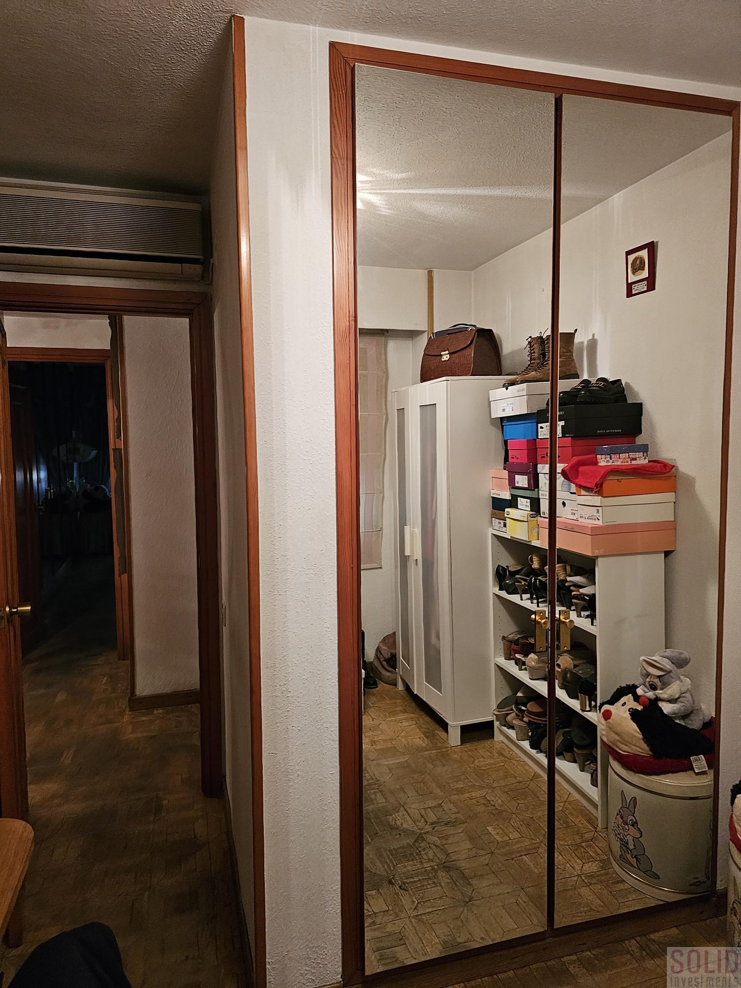 For sale of flat in Valencia