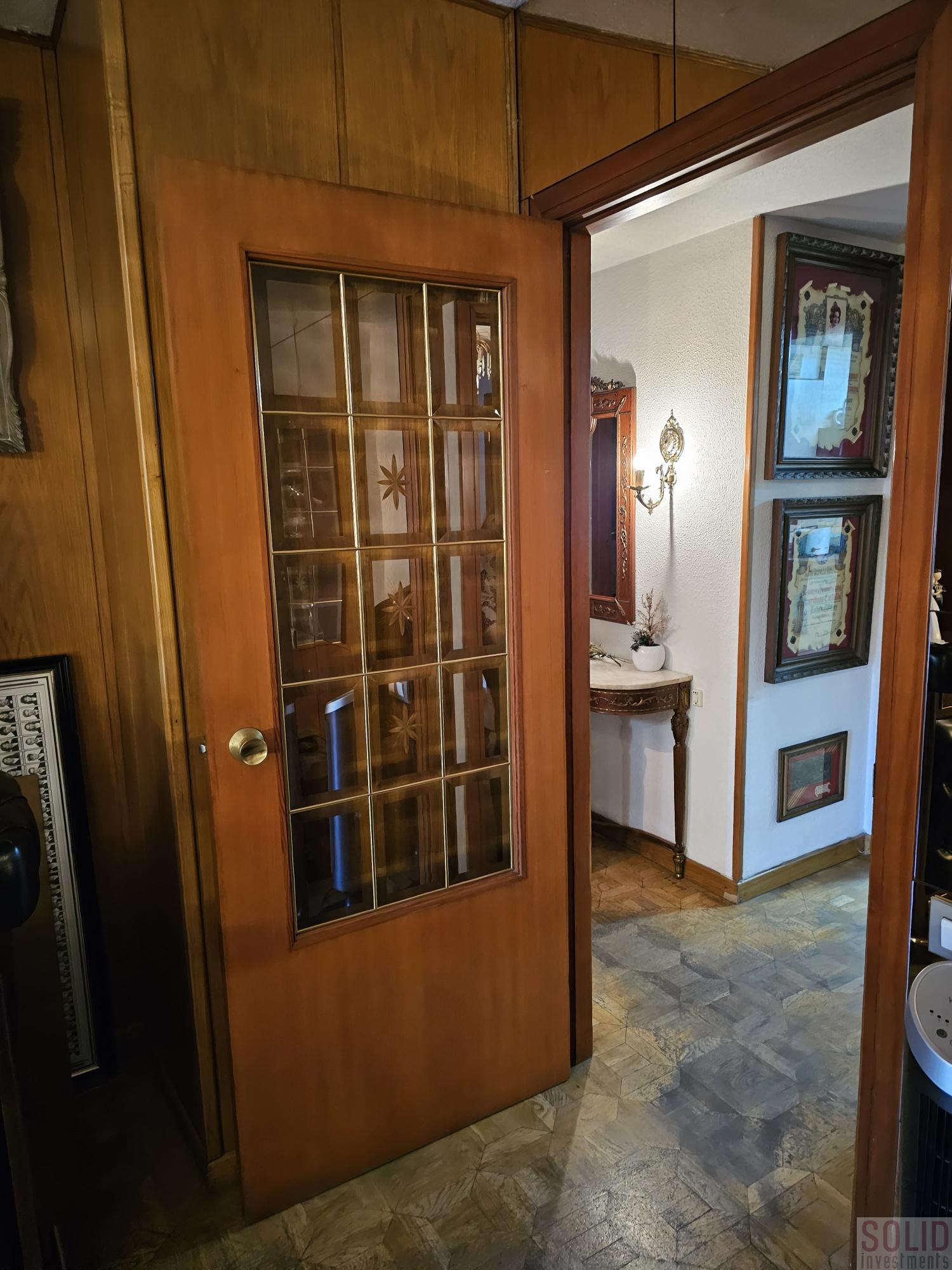 For sale of flat in Valencia