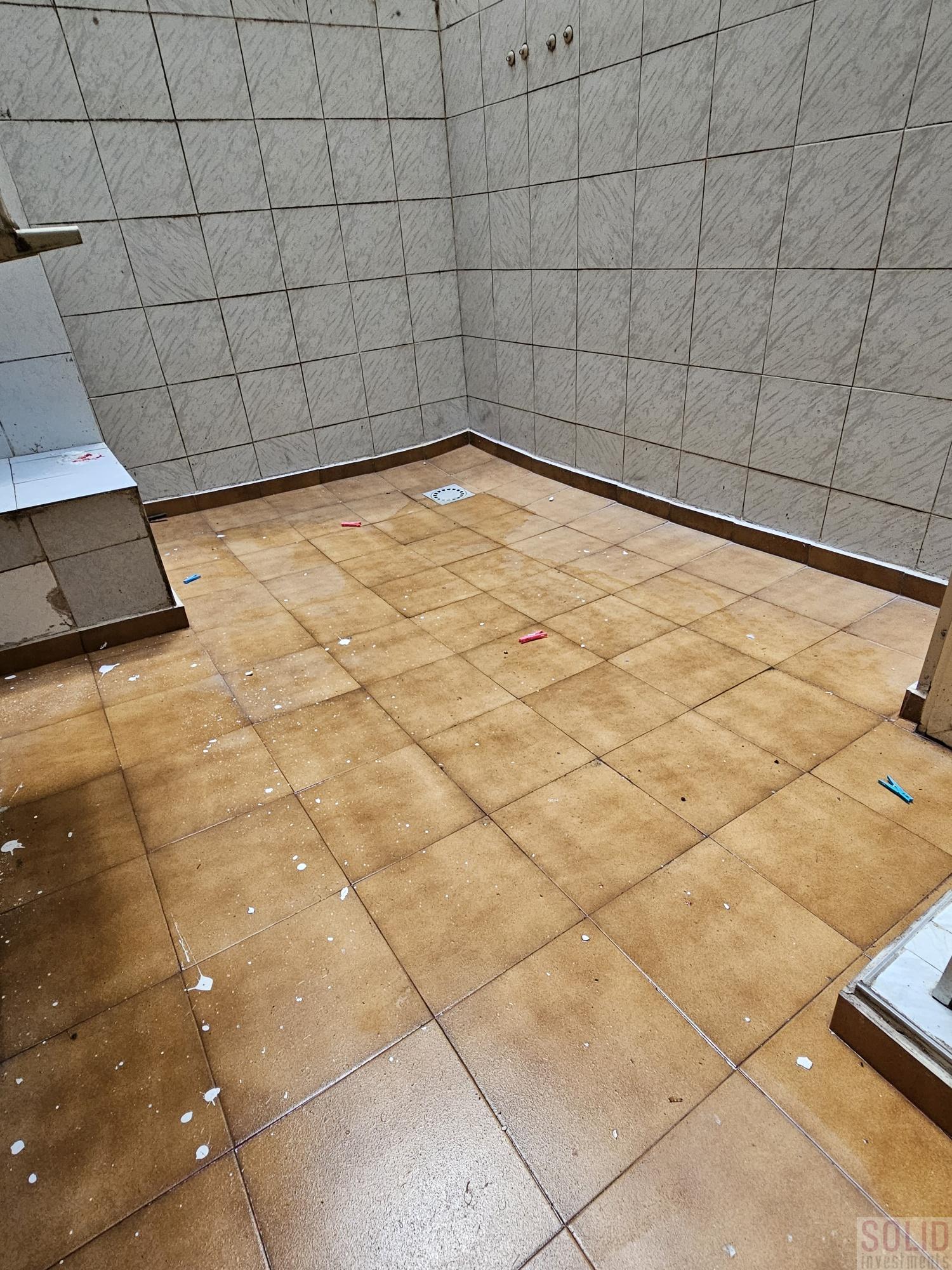 For sale of flat in Valencia