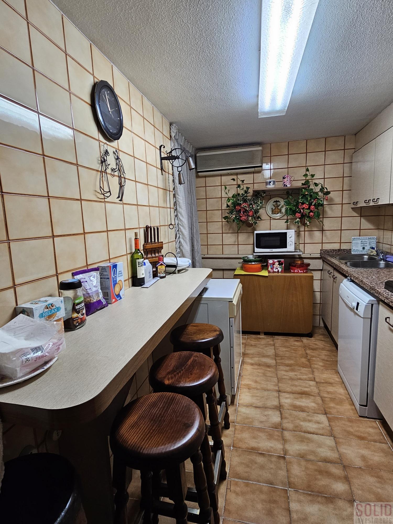 For sale of flat in Valencia