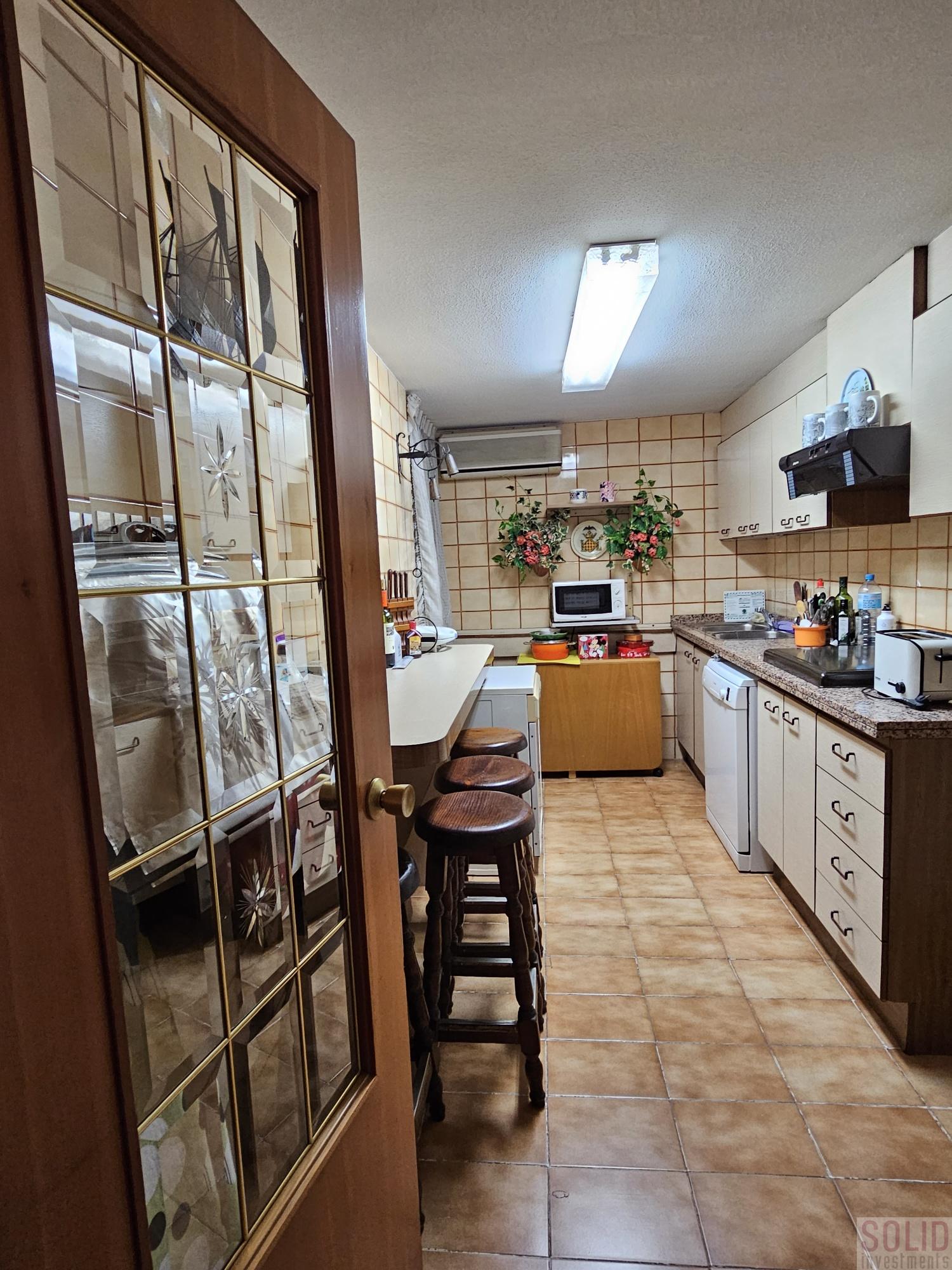 For sale of flat in Valencia