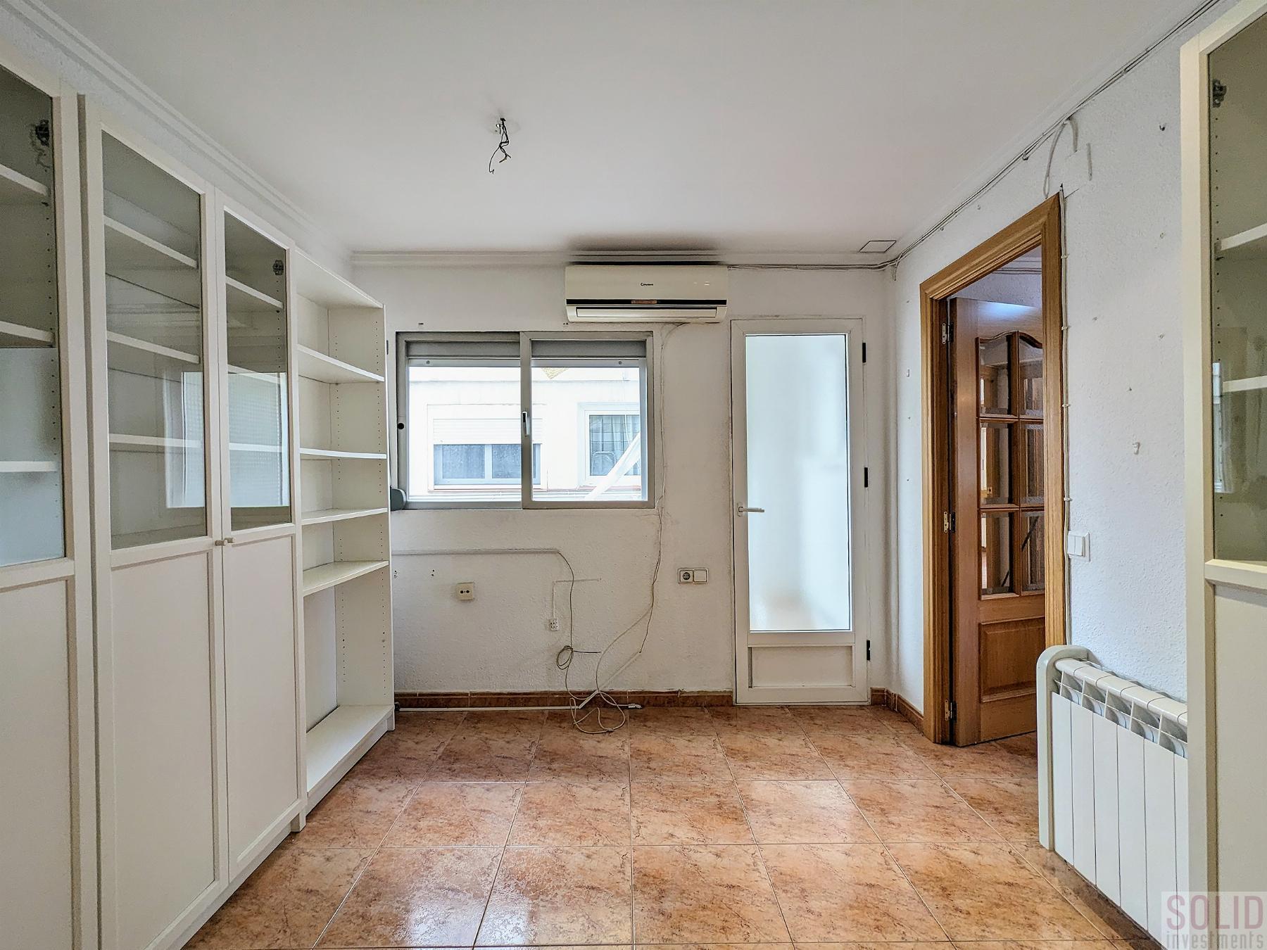 For sale of flat in Valencia