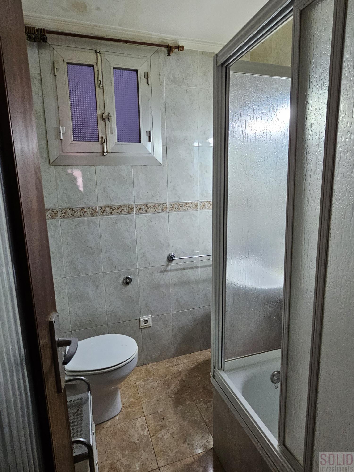 For sale of flat in Valencia