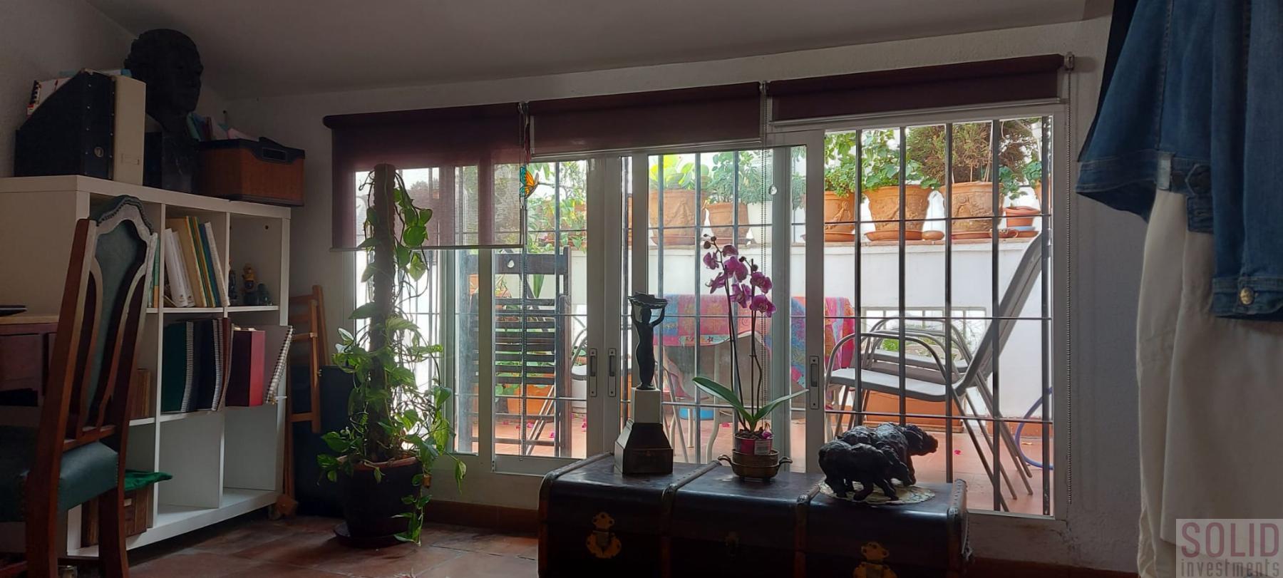 For sale of penthouse in Valencia