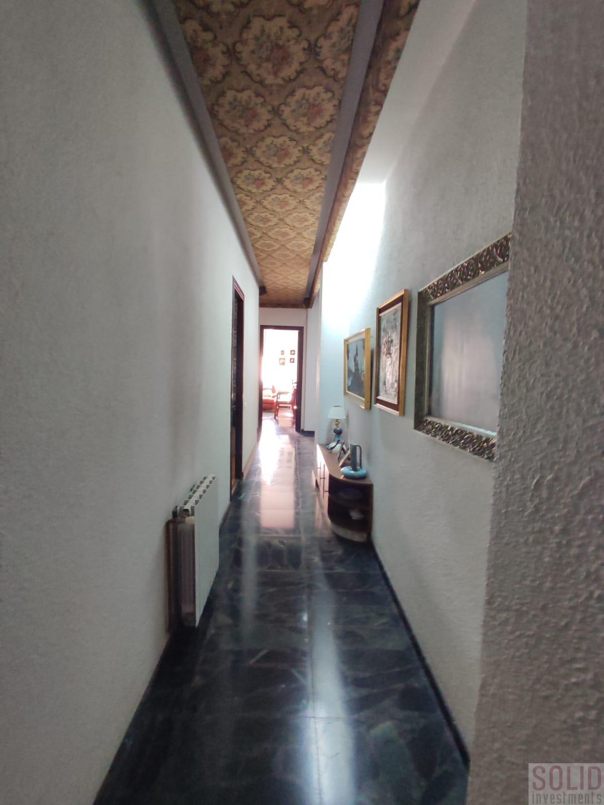 For sale of flat in Valencia