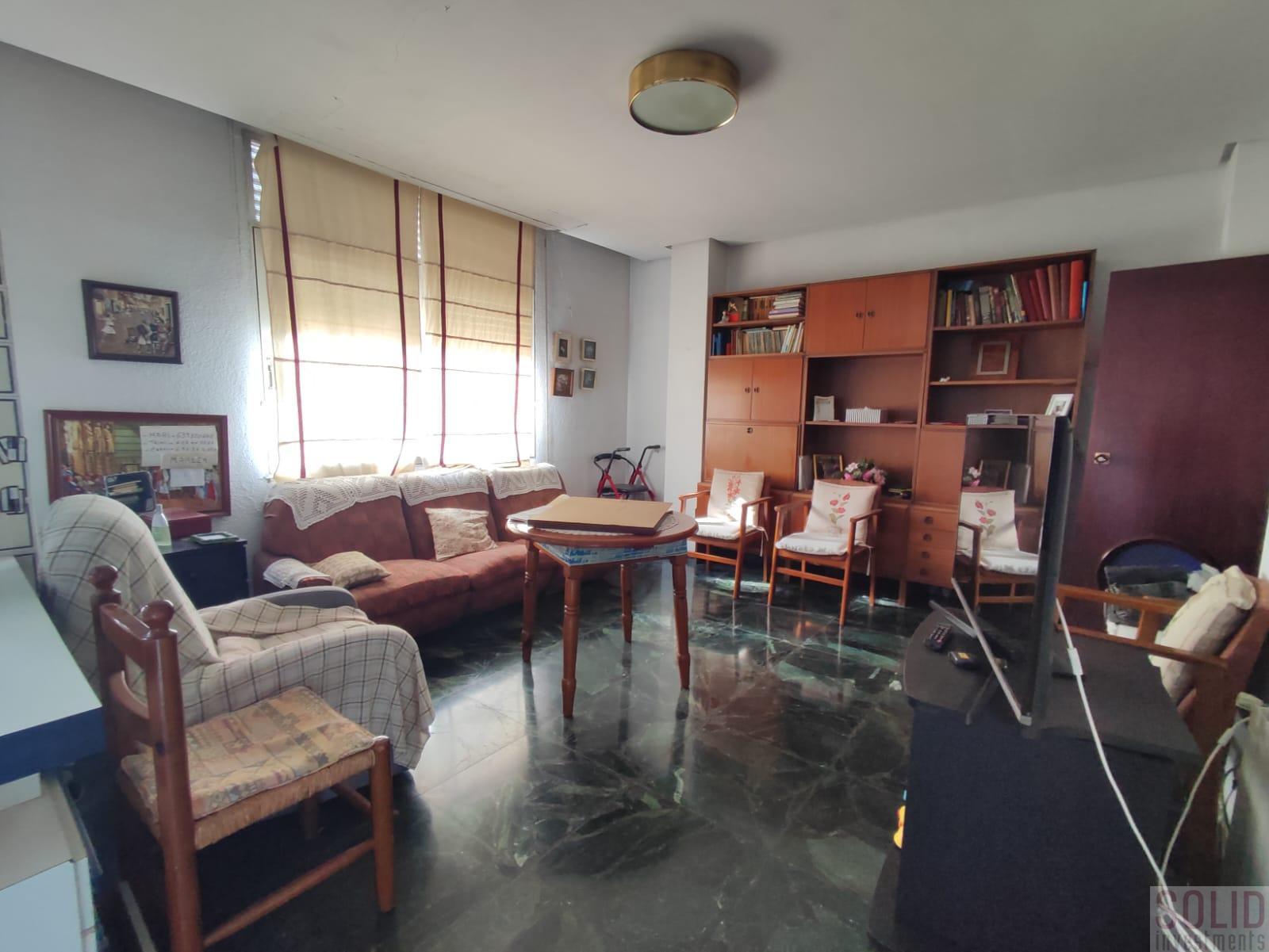 For sale of flat in Valencia