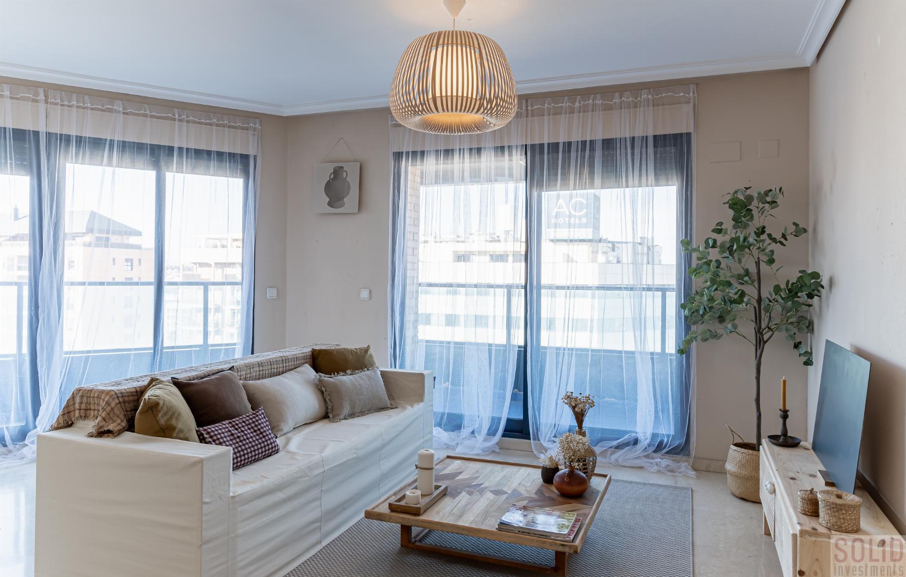 For sale of flat in Valencia