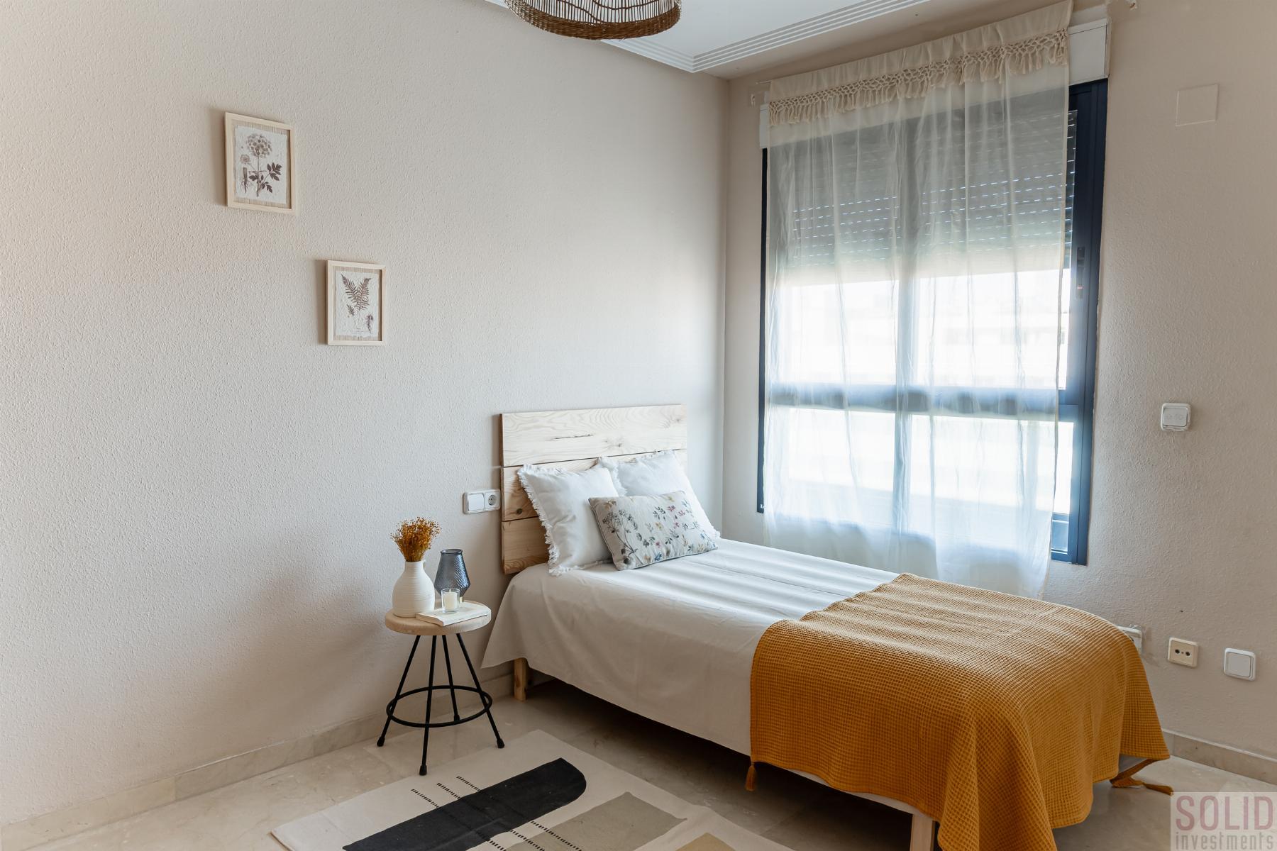 For sale of flat in Valencia