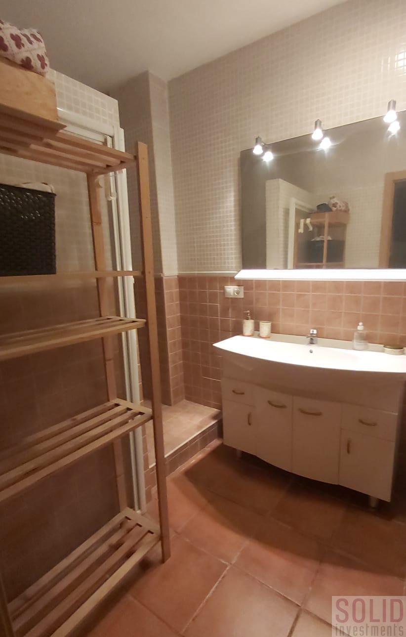 For sale of ground floor in Valencia