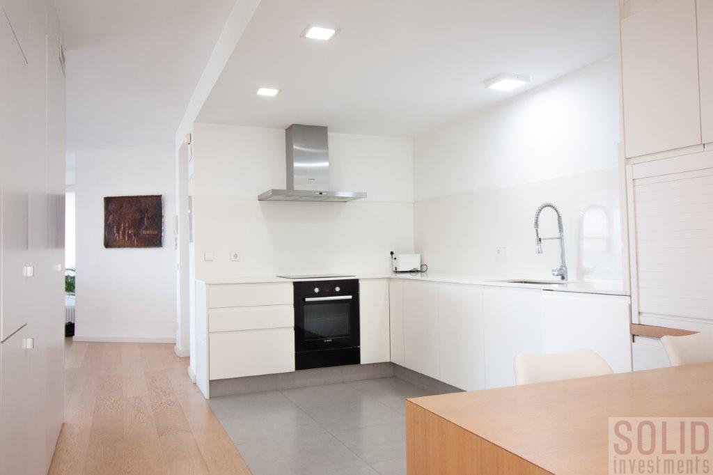 For sale of flat in Valencia