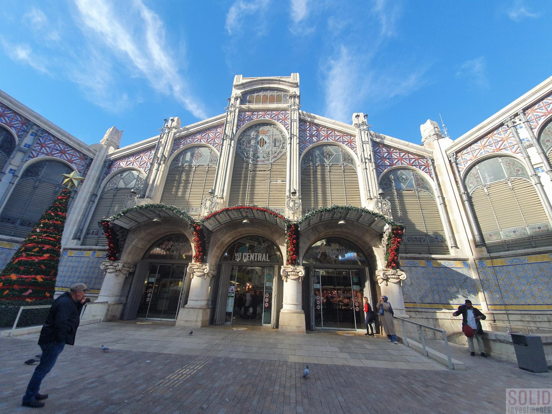 For sale of flat in Valencia