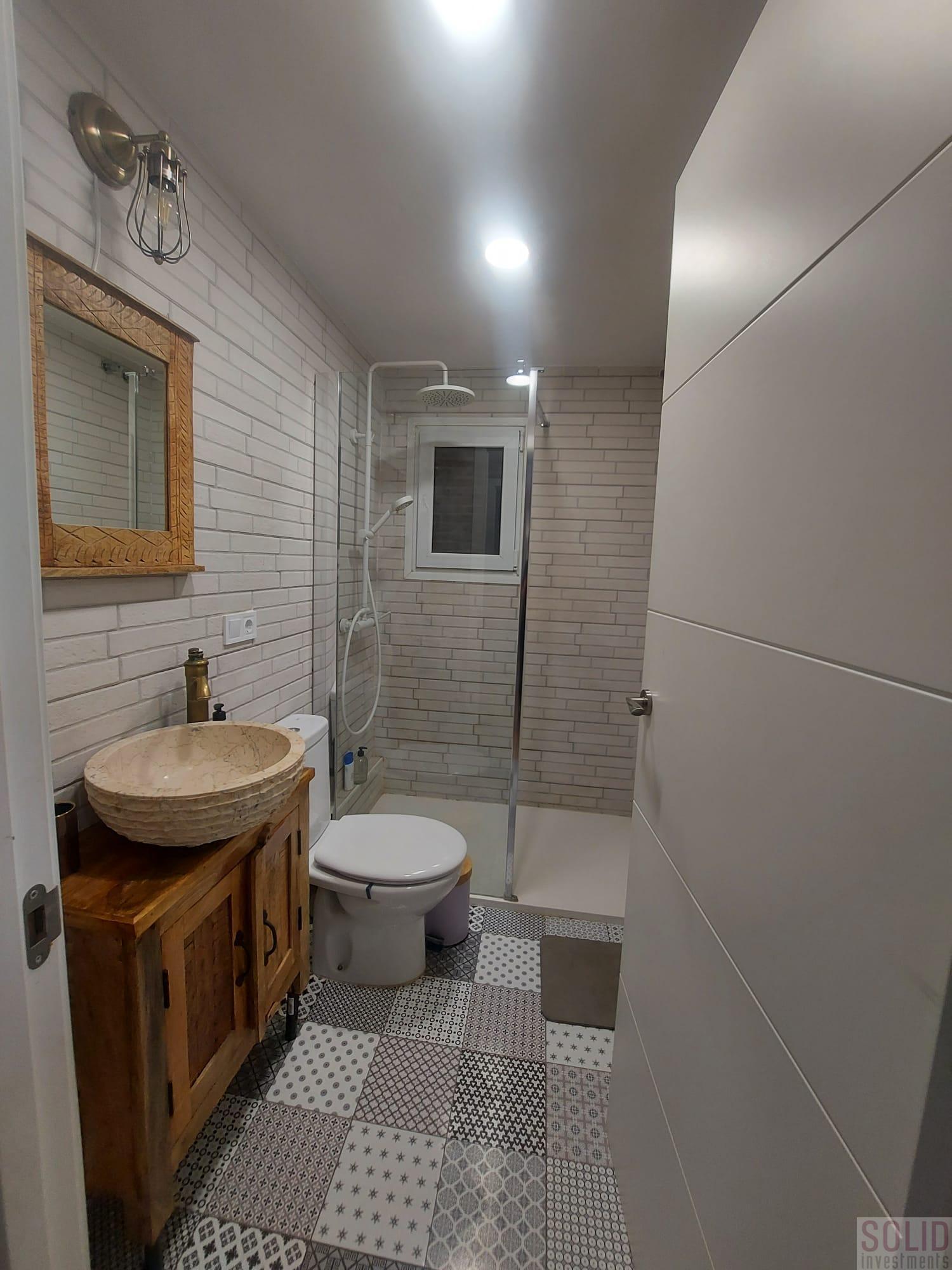 For sale of flat in Valencia