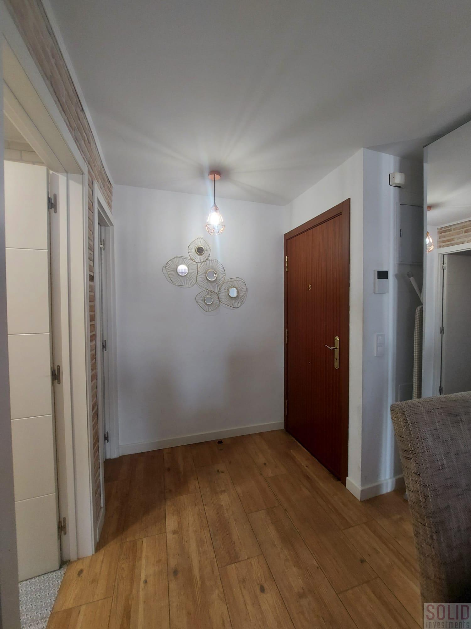 For sale of flat in Valencia