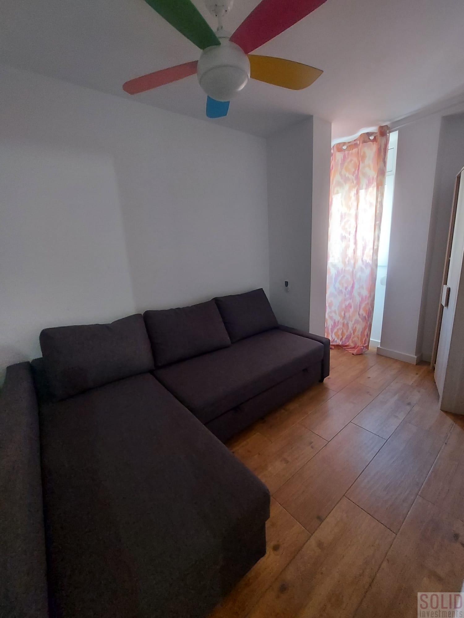 For sale of flat in Valencia