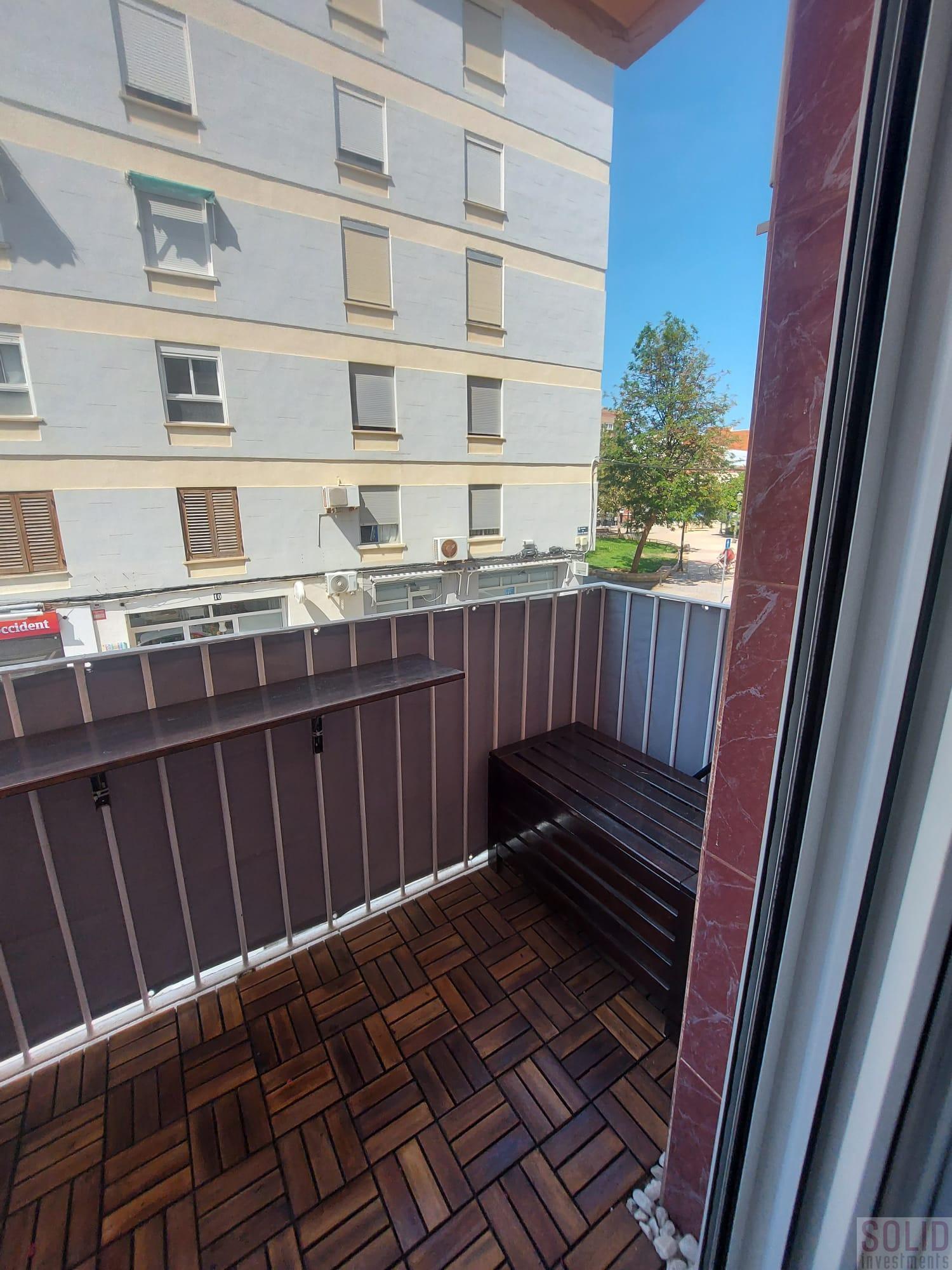 For sale of flat in Valencia