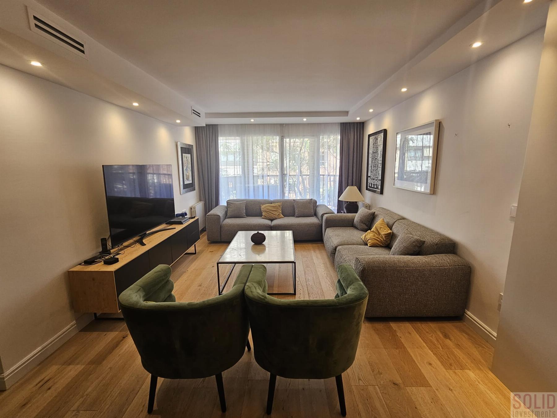 For sale of flat in Valencia