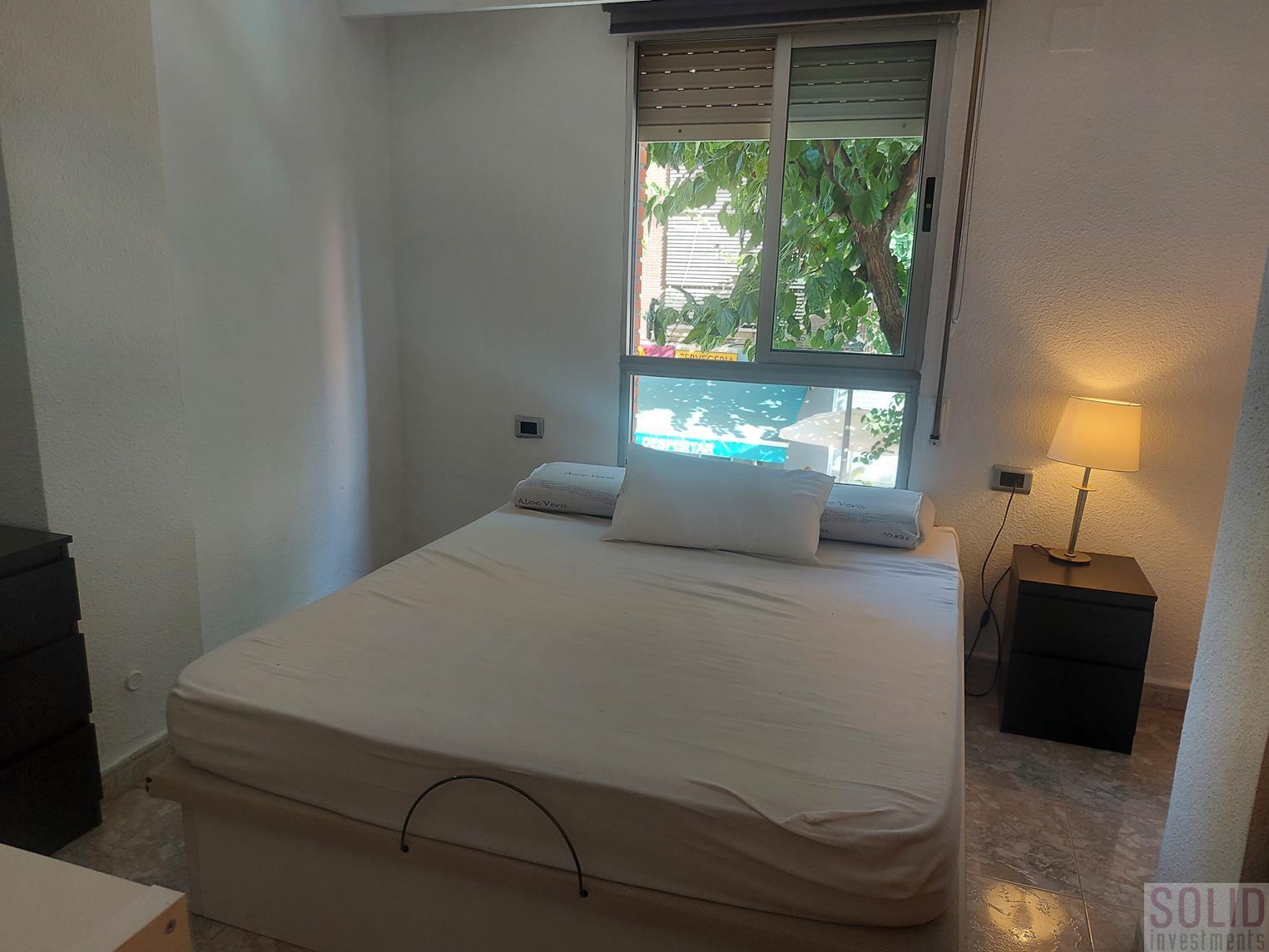 For sale of flat in Valencia