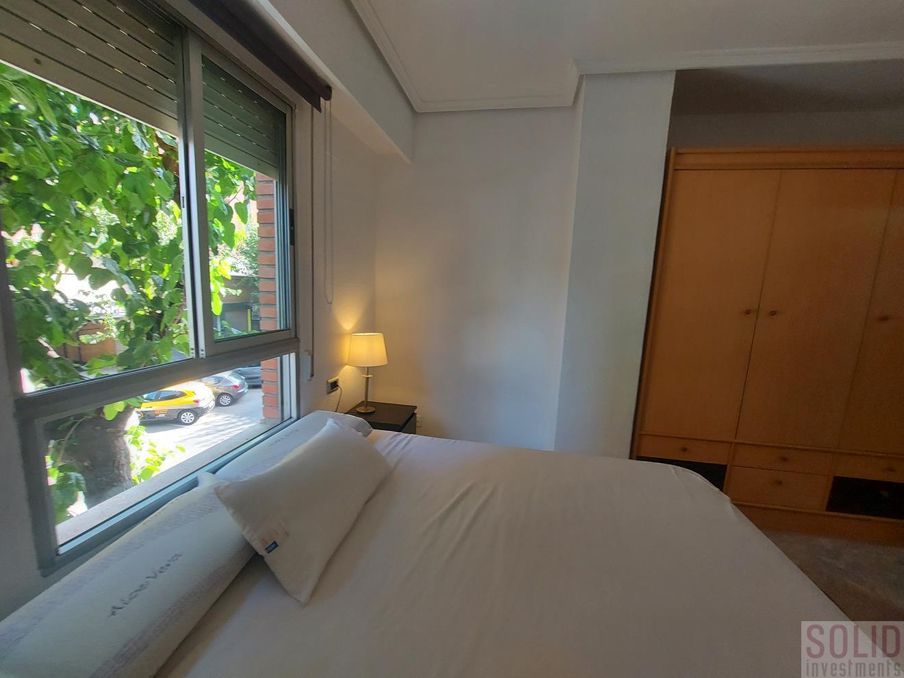 For sale of flat in Valencia